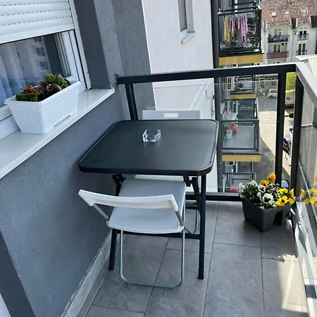 Leona Apartment Indija